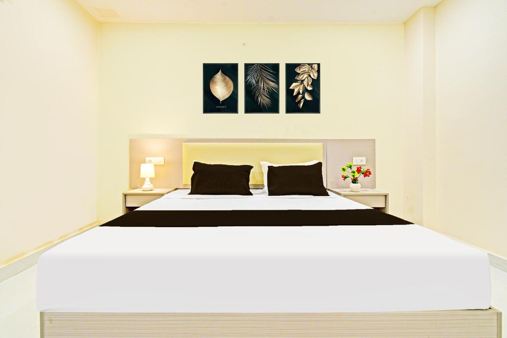 Super Collection O Sanath Nagar Near Railway Station Hotel Hyderabad Exterior photo