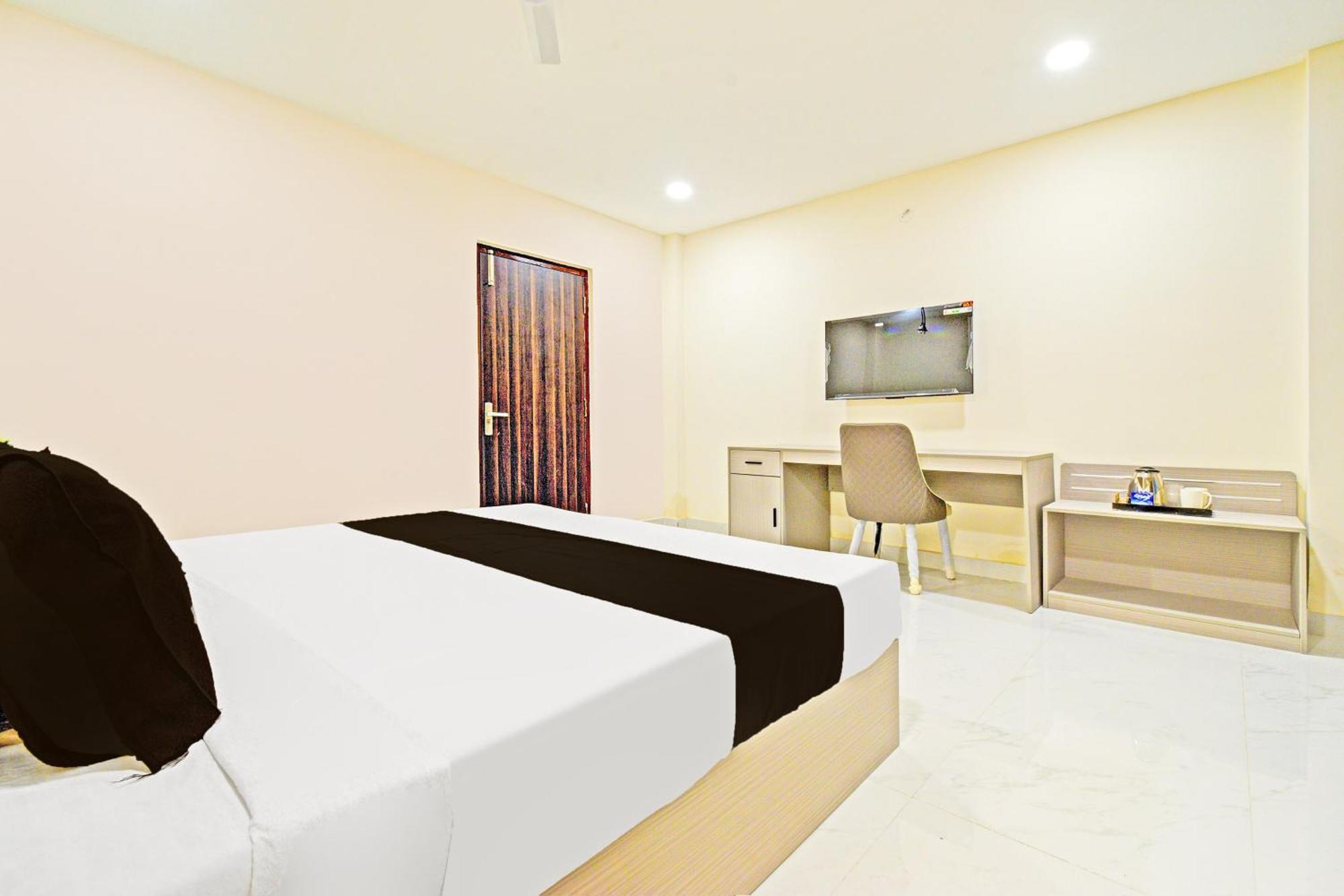 Super Collection O Sanath Nagar Near Railway Station Hotel Hyderabad Exterior photo